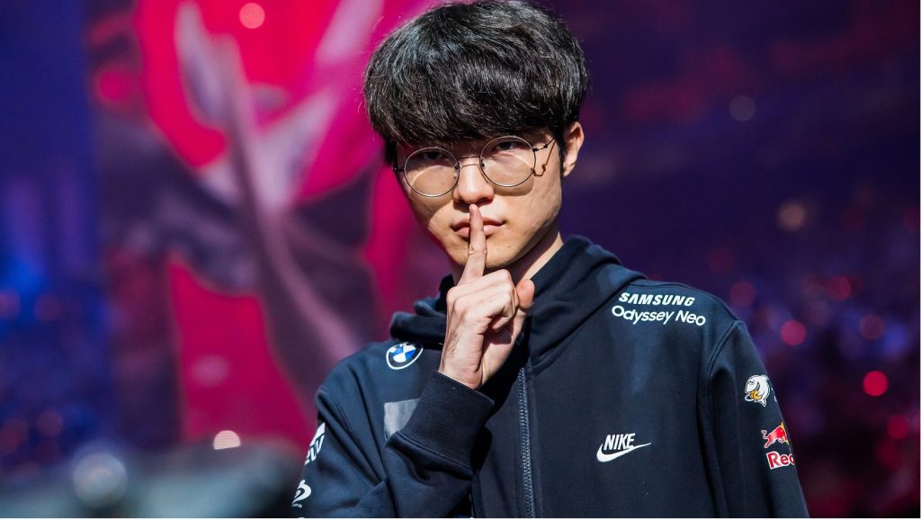 faker bìa
